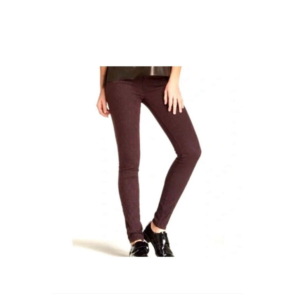 Vince skinny mulberry textured jeans size 31 large skinny jeans with print